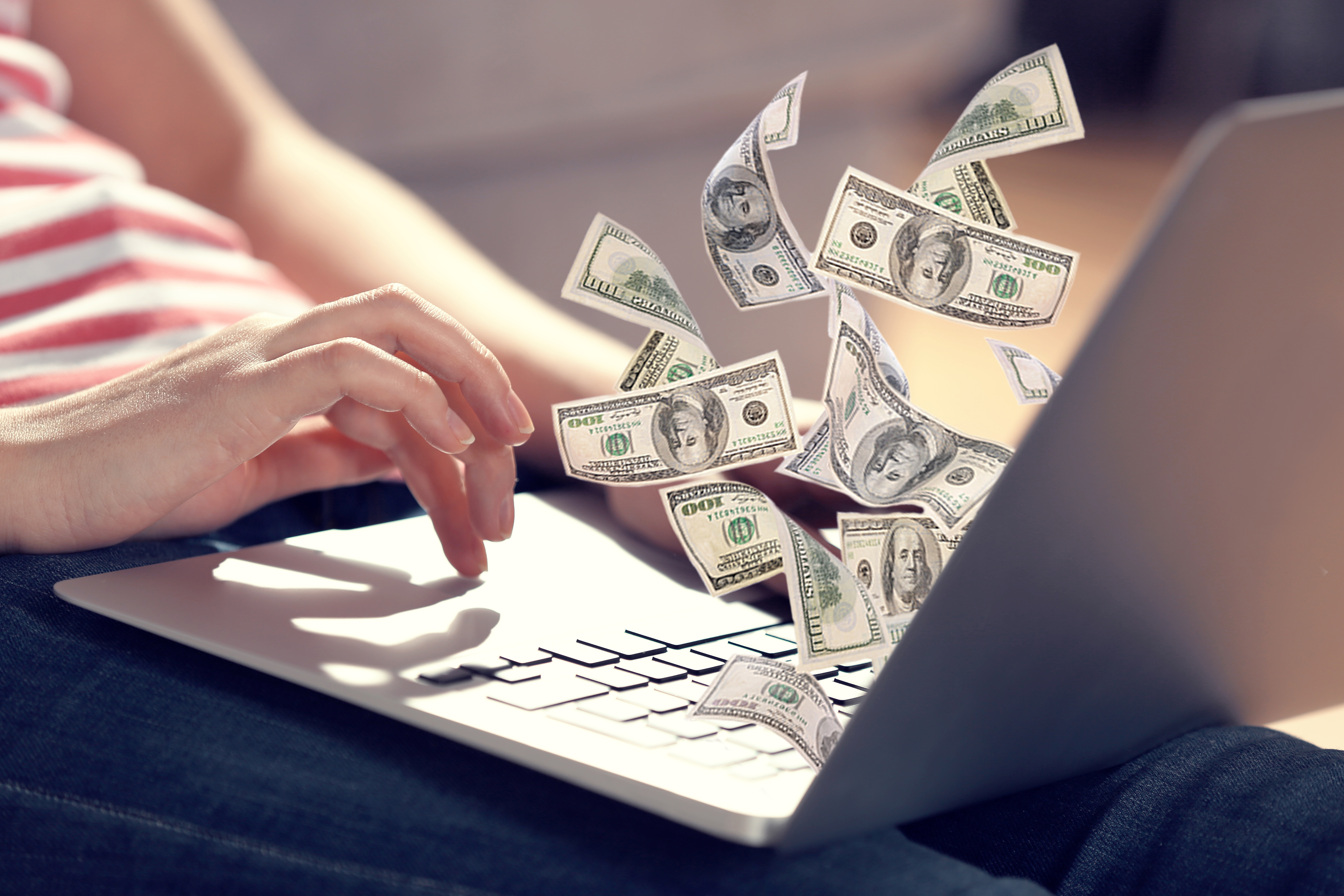 Moneyonline moneyonline.jpg
